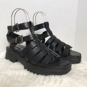 Torrid Black Chunky Gladiator Sandals Size 7.5WW NEW Open Toe Buckle Closure